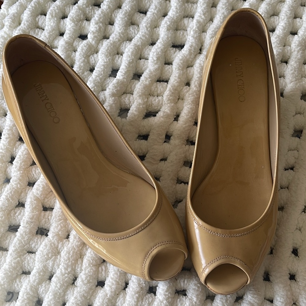 Jimmy Choo nude ,patent leather,peep toe wedge shoes. Gold hardware. 39 1/2. EUC
